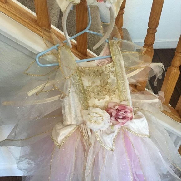 Unicorn fairy costume. 3T, pink white and gold - Picture 5 of 5